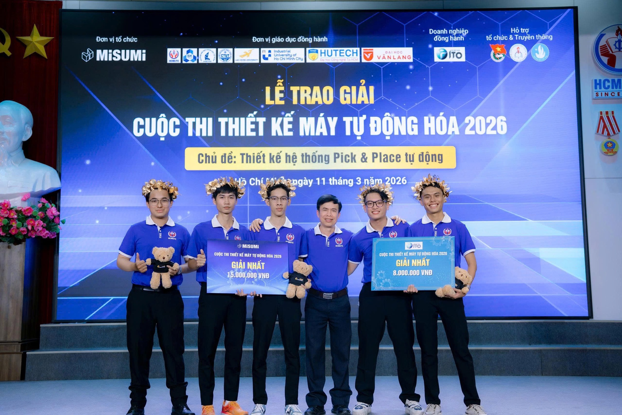 Gặp nhóm 5 chàng trai giành giải Nhất tại cuộc thi Thiết kế Máy tự động hóa 2026: 48 giờ không ngủ và 6 tuần bứt tốc- Ảnh 5.