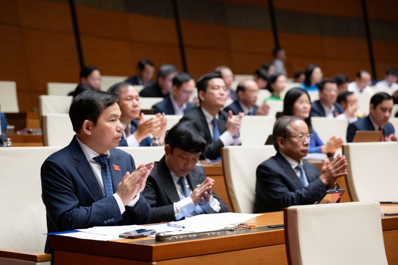 Kế hoạch tài chính 5 năm: Phấn đấu tổng thu 16,4 triệu tỷ đồng, tổng chi khoảng 21,2 triệu tỷ đồng