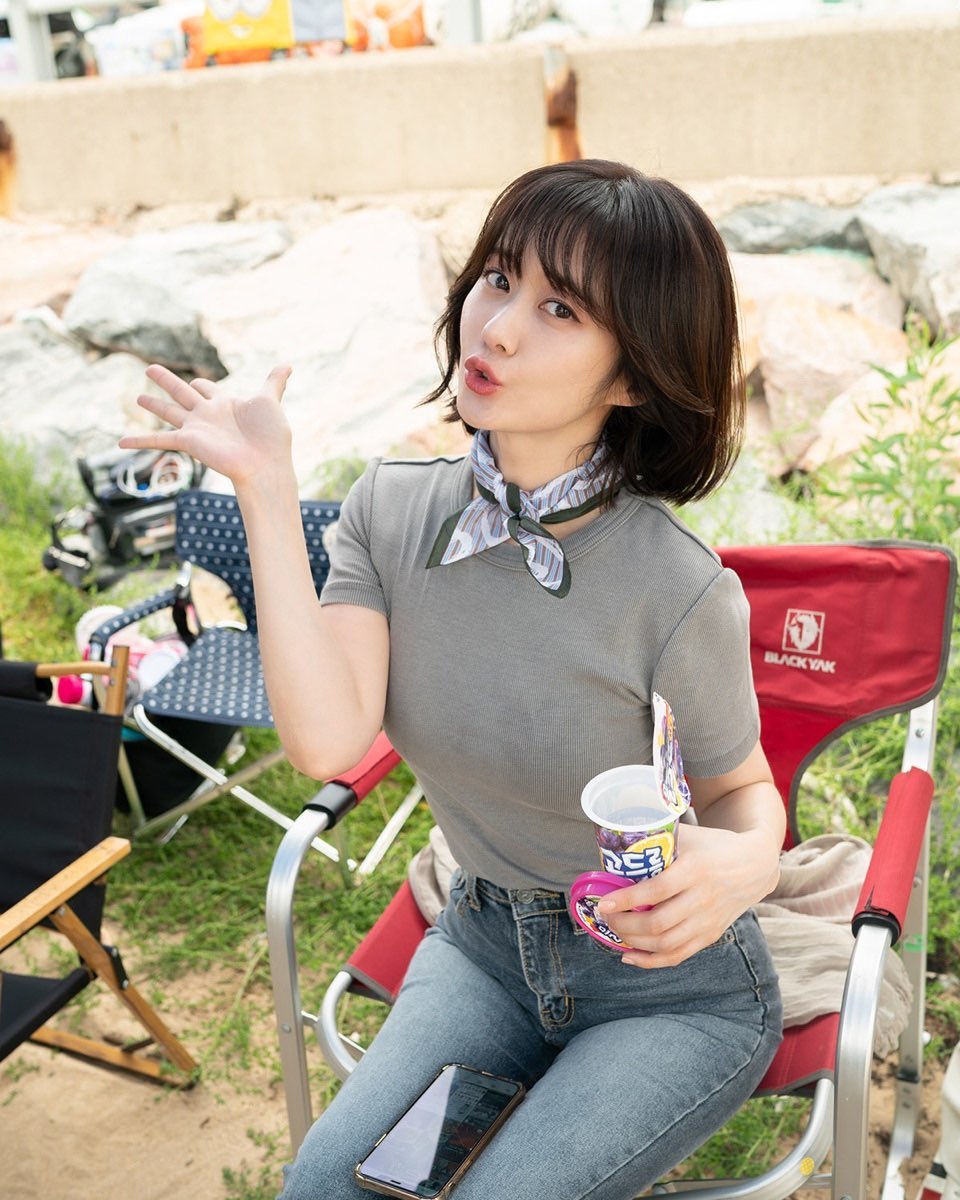 Showbiz có mỹ nhân là ngoại lệ của tuổi tác: Càng lớn tuổi càng trẻ đẹp, vì một câu nói mà bị cấm sóng- Ảnh 7.