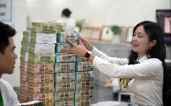 Mặt bằng rủi ro khách hàng đảo chiều tăng nhẹ, trên 11% tổ chức tín dụng lo lợi nhuận giảm