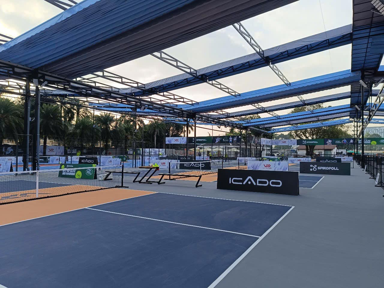 Cụm 18 sân pickleball sang chảnh ở TP.HCM là của ai? Hé lộ thân thế của con trai đại gia đứng sau - Ảnh 2.