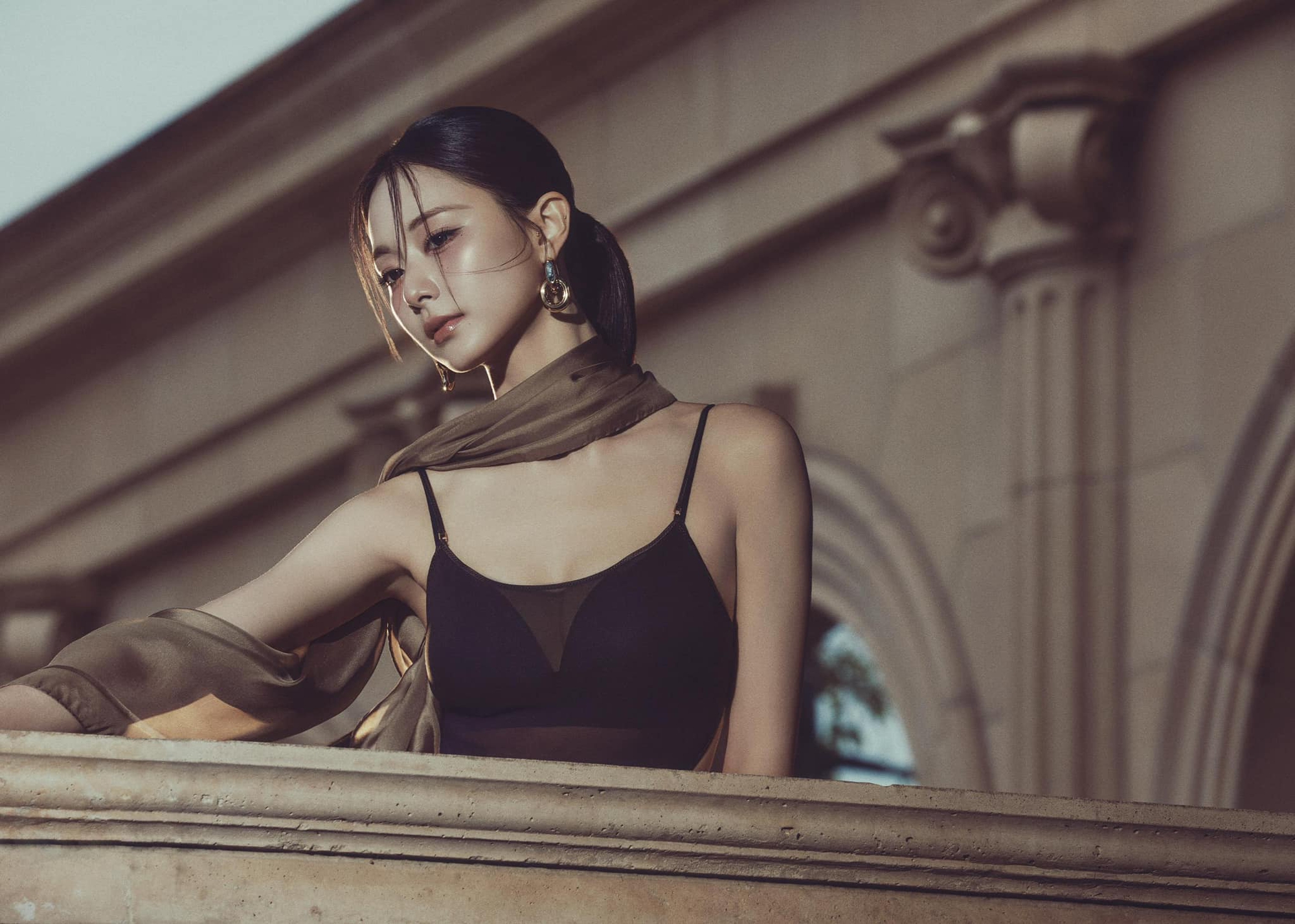 Ngoại hình gây choáng của mỹ nhân 11 lần lọt top đẹp nhất thế giới, nhan sắc "chống flop" là có thật - Ảnh 9.