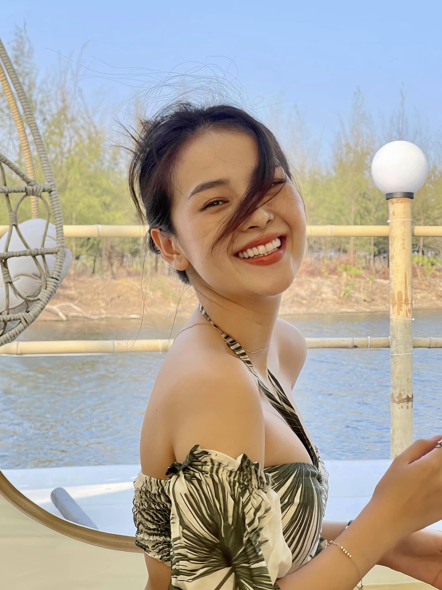 Nhìn mỹ nhân này phủ sóng khắp Việt Nam ta nói nó đã: Da trắng dáng đẹp mặt xinh, ngắm 1000 lần vẫn rung động- Ảnh 10.