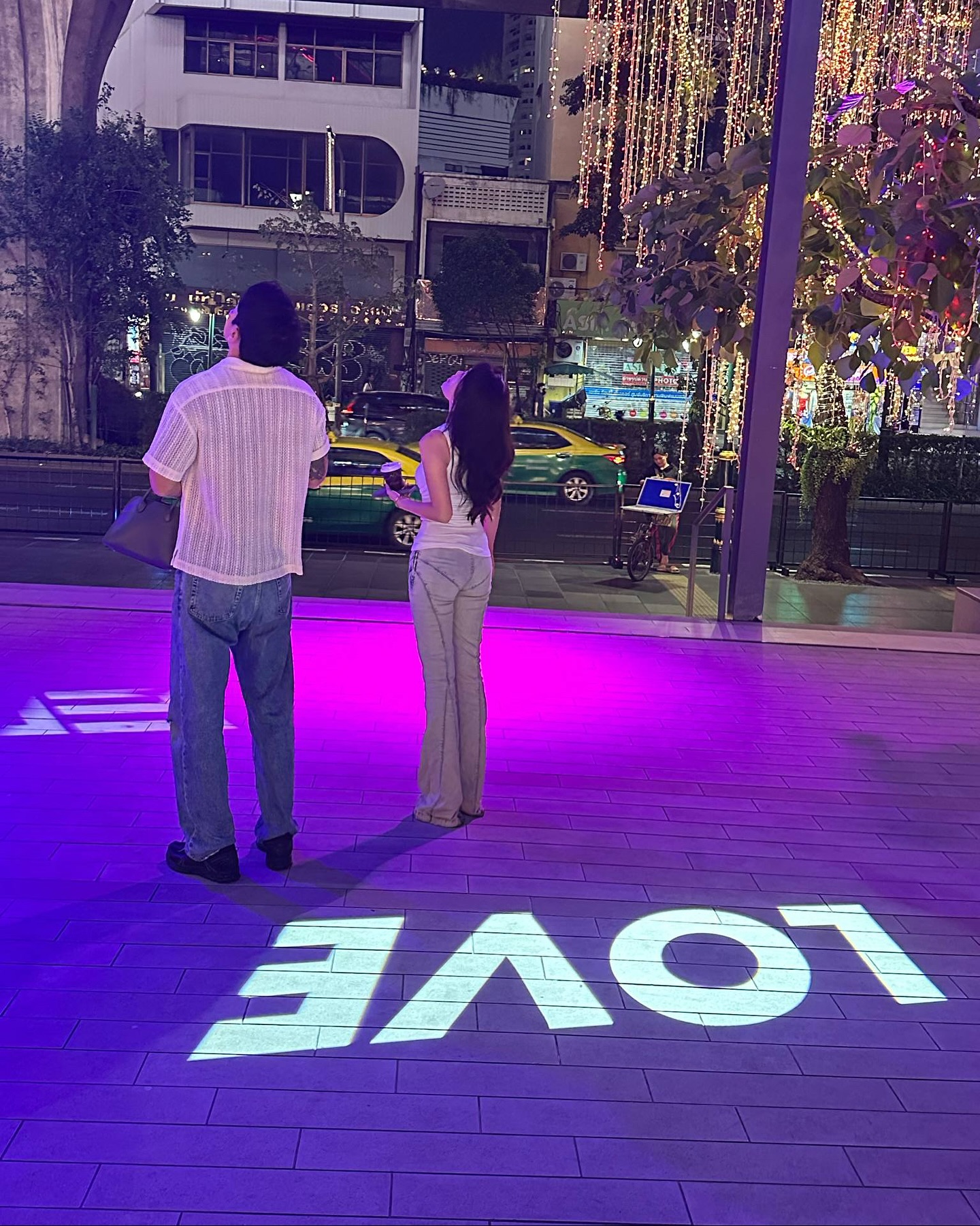 Bạn gái Michael Trương gây sốc với trang phục dự sự kiện như đang... nude!- Ảnh 8.