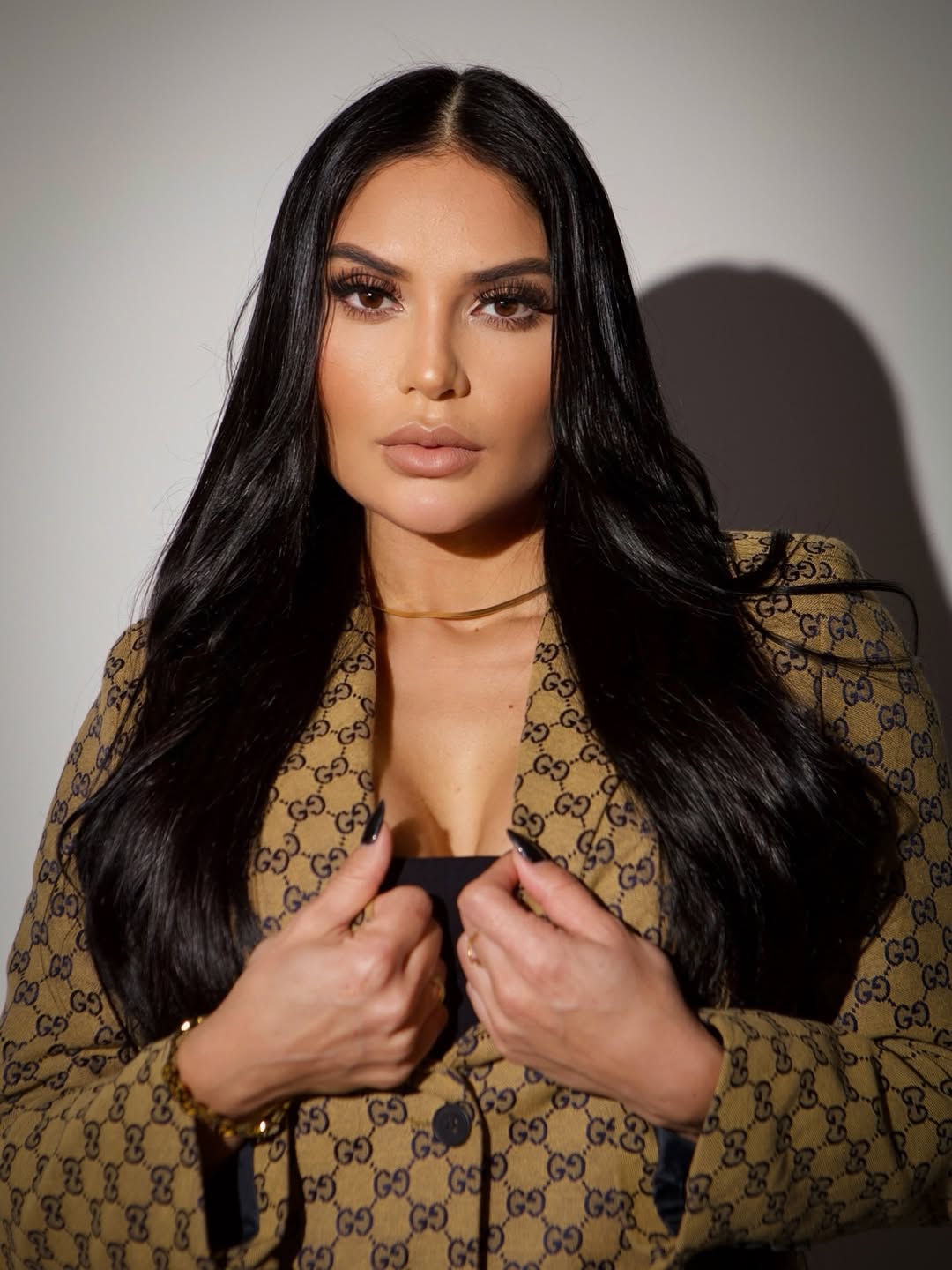 Bắt khẩn cấp 1 Hoa hậu đình đám nghi liên quan đường dây ma túy, lọt vào tầm ngắm vì hay khoe khoang sự giàu có trên mạng- Ảnh 1.