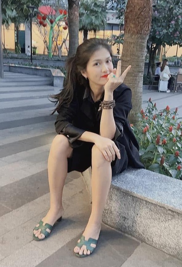 Tình trạng của hoa hậu đông con nhất Việt Nam báo nợ 10 tỷ, muốn sang Campuchia mở quán phở - Ảnh 4.