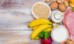 Khó ngủ, mất ngủ nên ăn uống thế nào?