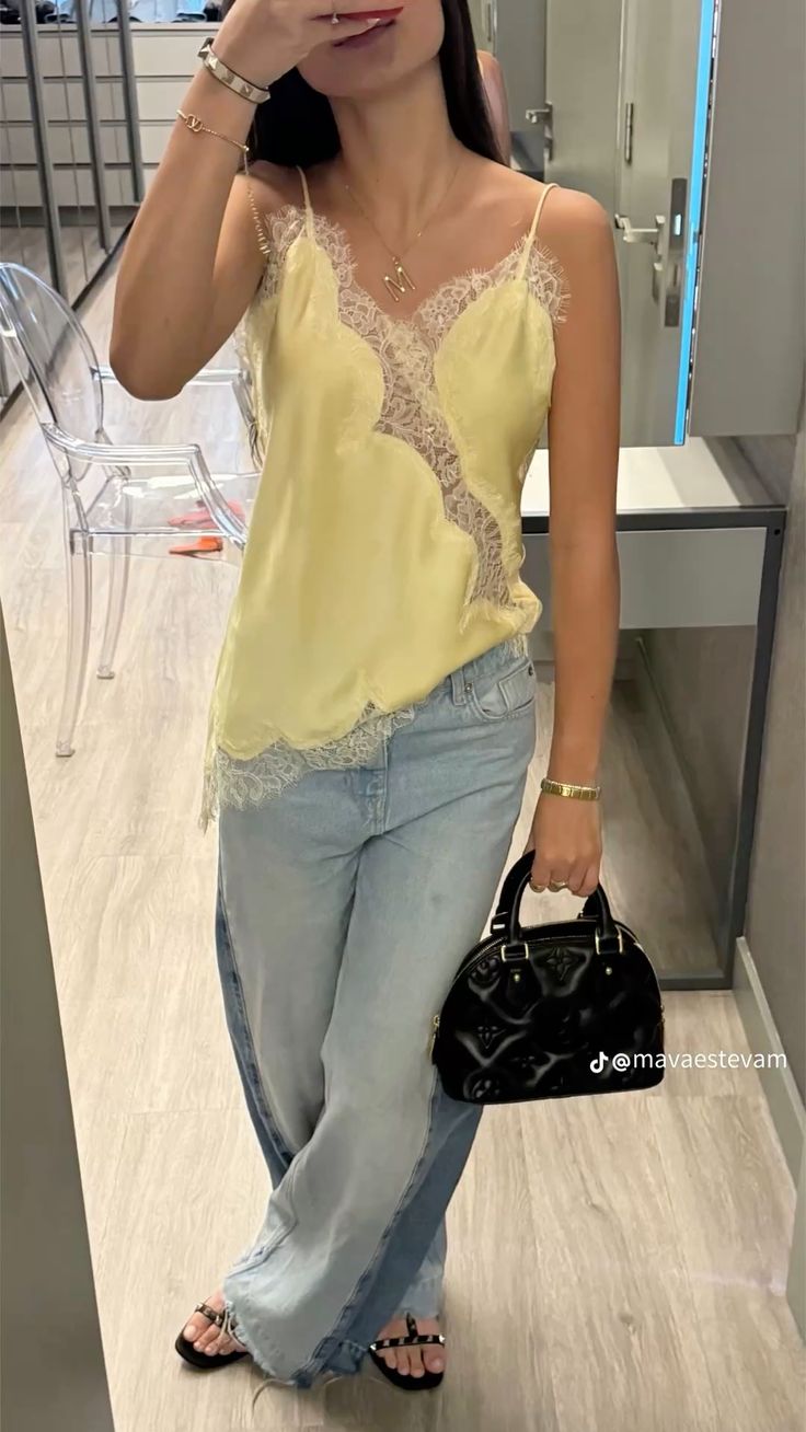 Màu váy áo "nịnh da" nhất mùa hè: Vừa ngọt ngào vừa sành điệu, bảo sao chị em toàn cầu cứ sắm điên cuồng- Ảnh 6.