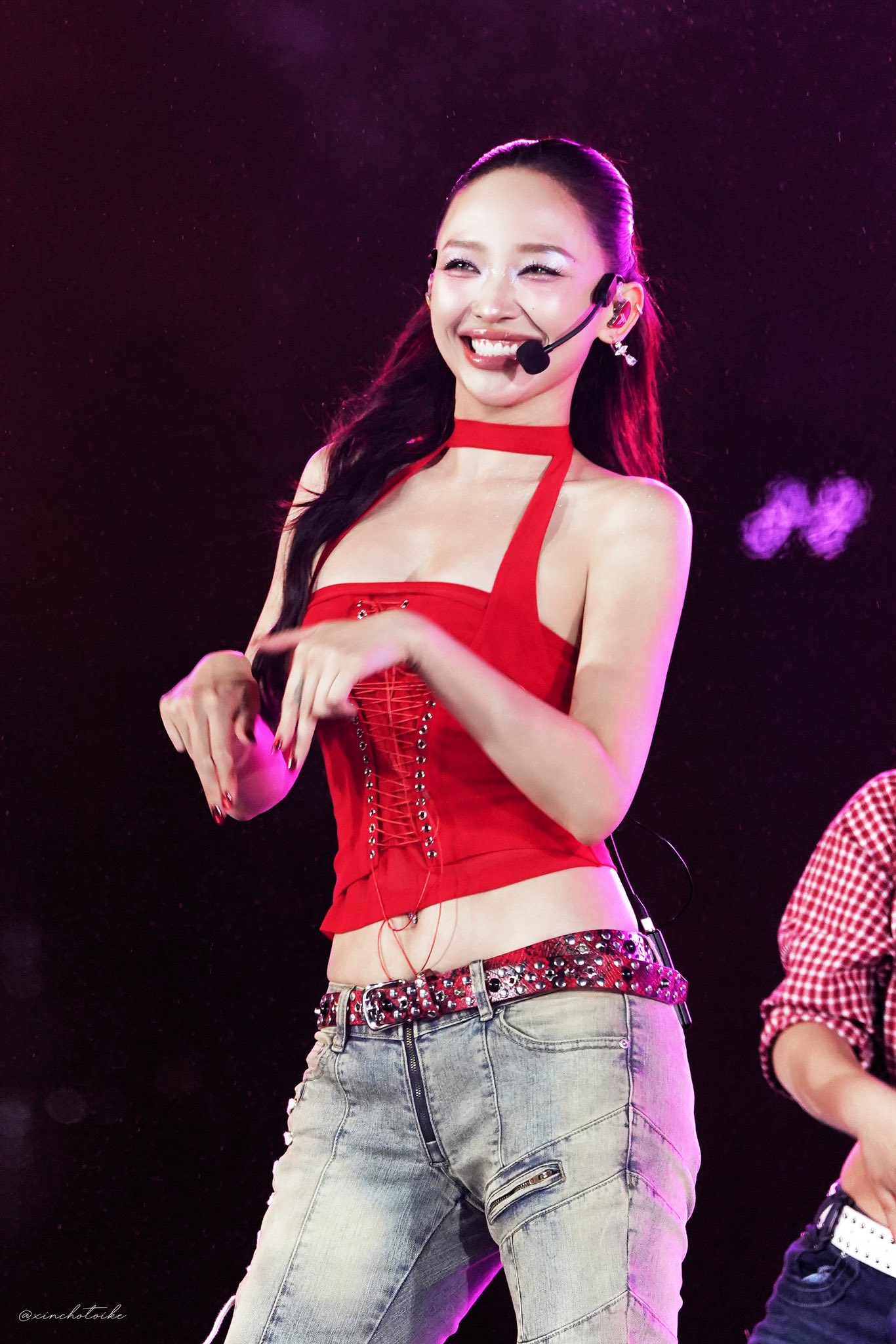 Clip Tóc Tiên bị team qua đường bắt gặp, chính chủ cũng phải vào thừa nhận 