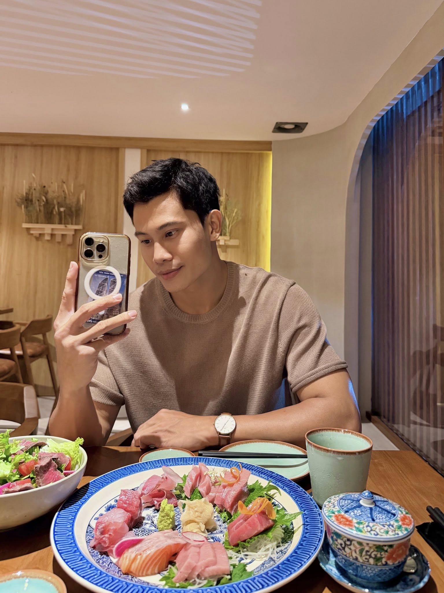 Vbiz có mỹ nam chẳng biết dùng visual sao cho đúng: Càng đóng phim càng xấu, diễn xuất tìm không ra điểm chê- Ảnh 6.