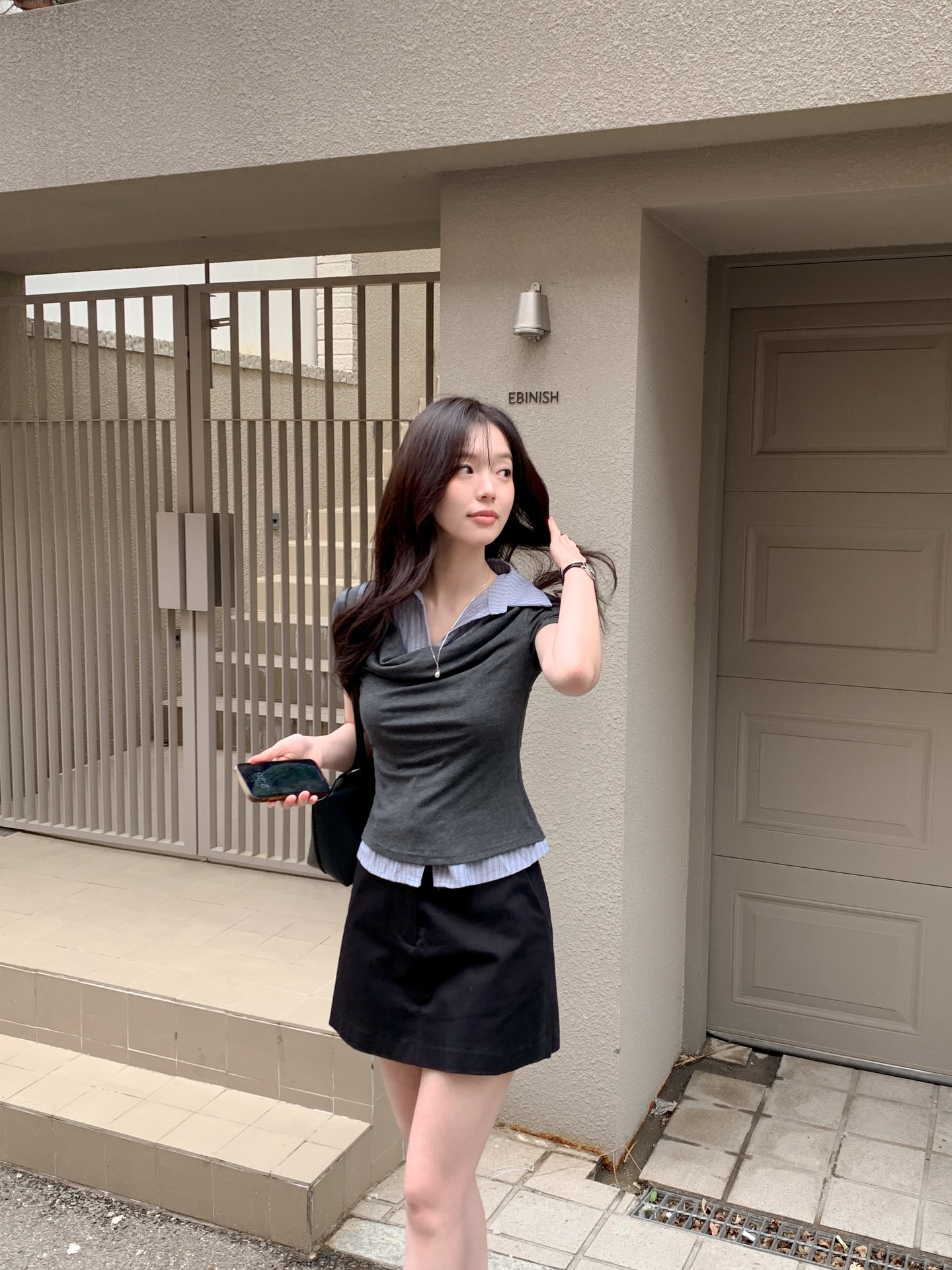 4 cách mặc chân váy ngắn đẹp từ dạo phố tới đi du lịch, lên hình sống ảo cực xinh- Ảnh 8.
