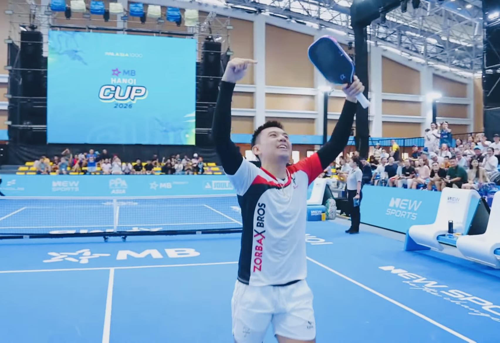 Lý Hoàng Nam bất ngờ thắng 