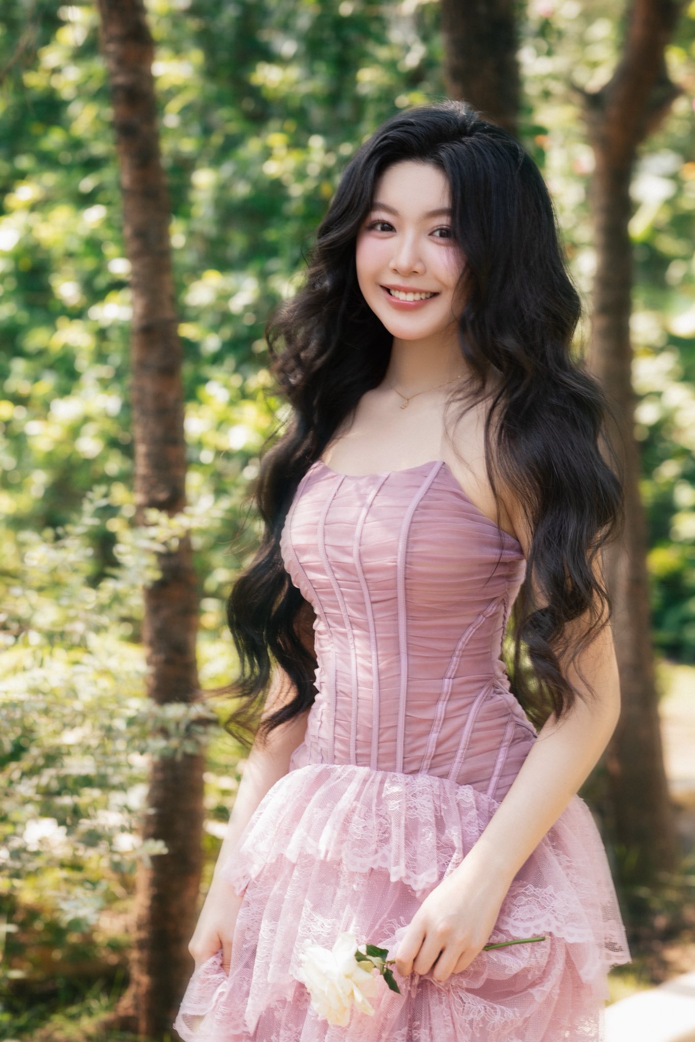 Thiếu gia Tài Sầm công khai làm 1 hành động ngay ngày sinh nhật Lọ Lem- Ảnh 4.