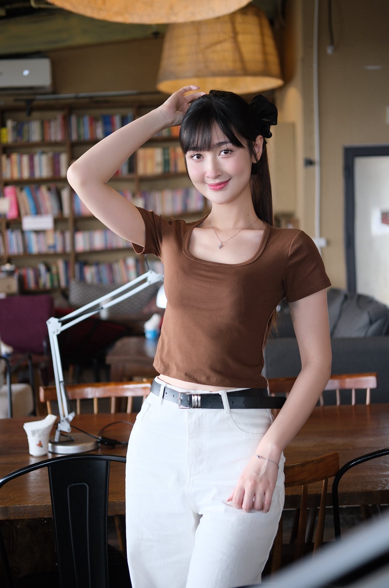 “Em Trang 20 triệu” không đóng phim thì đi bán bún, đang gây sốt là ai? - Ảnh 4.