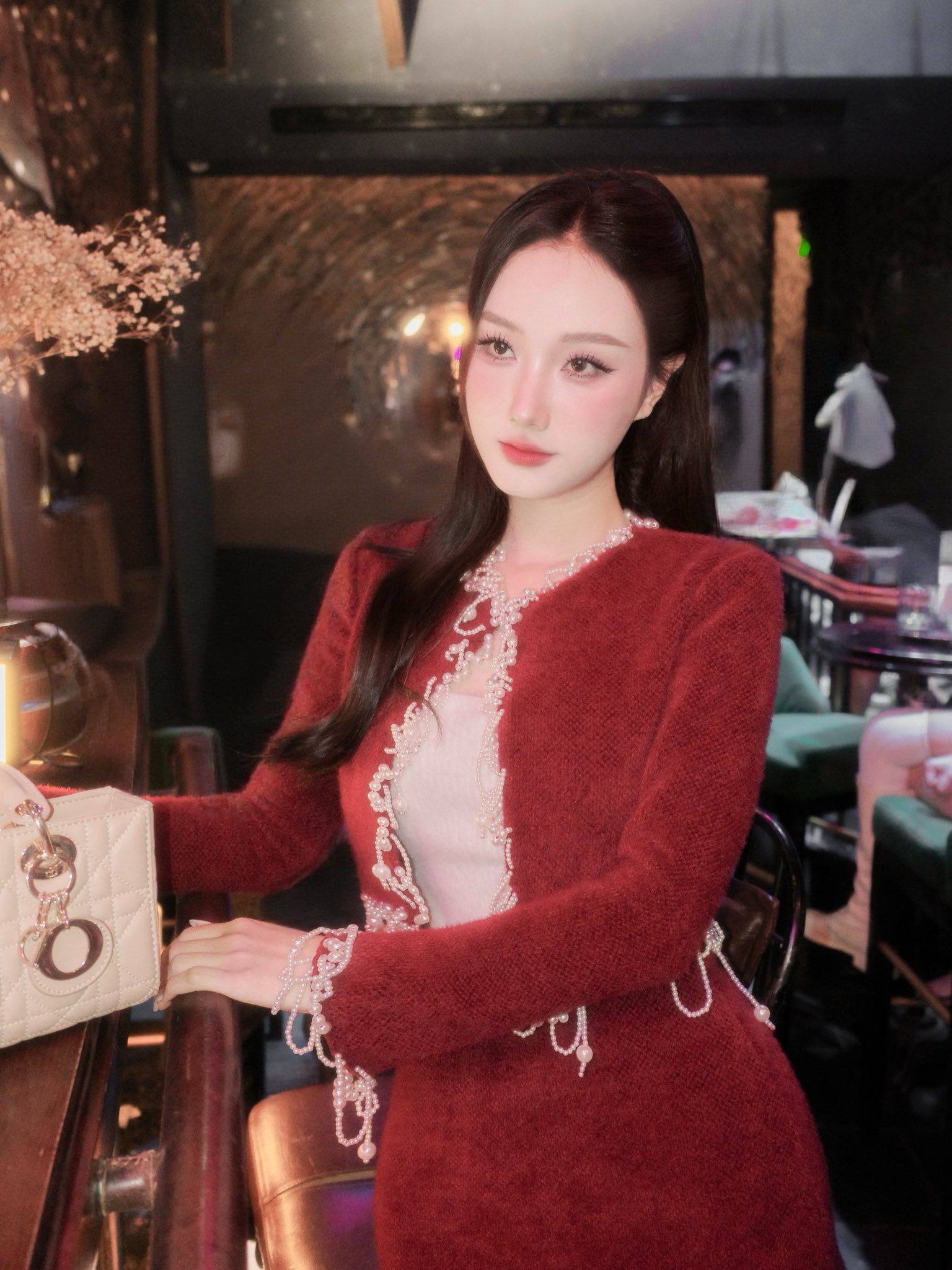 Cả đời xem phim Việt chưa thấy ai make up đẹp cỡ này: Nhan sắc bén đứt tay, lên hình vài phút hút cả triệu view- Ảnh 6.