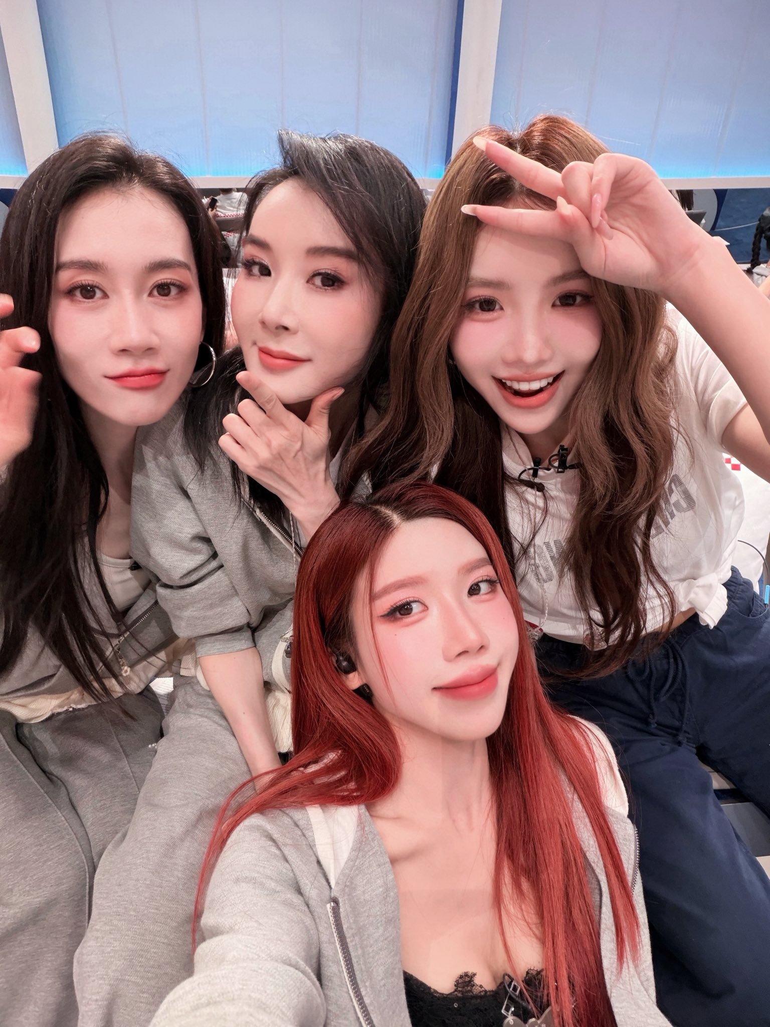 Tiết lộ gây sốc về show Trung Quốc Trang Pháp đang thi: Ekip khóa cửa toilet, để 33 Chị Đẹp nhịn đi vệ sinh hơn 8 tiếng- Ảnh 3.