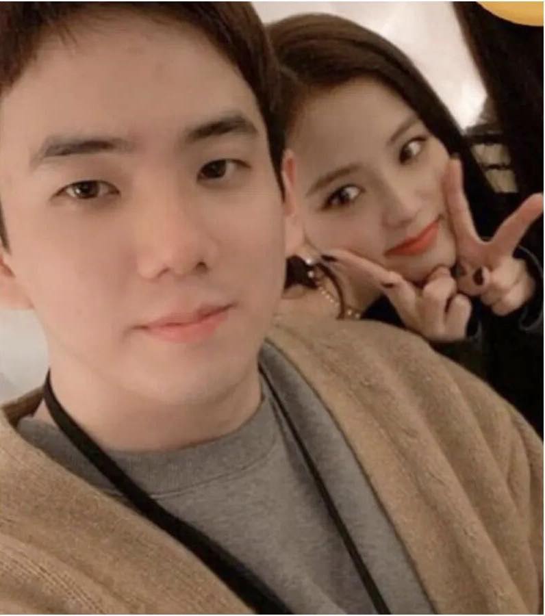 Jisoo (BLACKPINK) chính thức lên tiếng về bê bối quấy rối phụ nữ của anh trai- Ảnh 2.