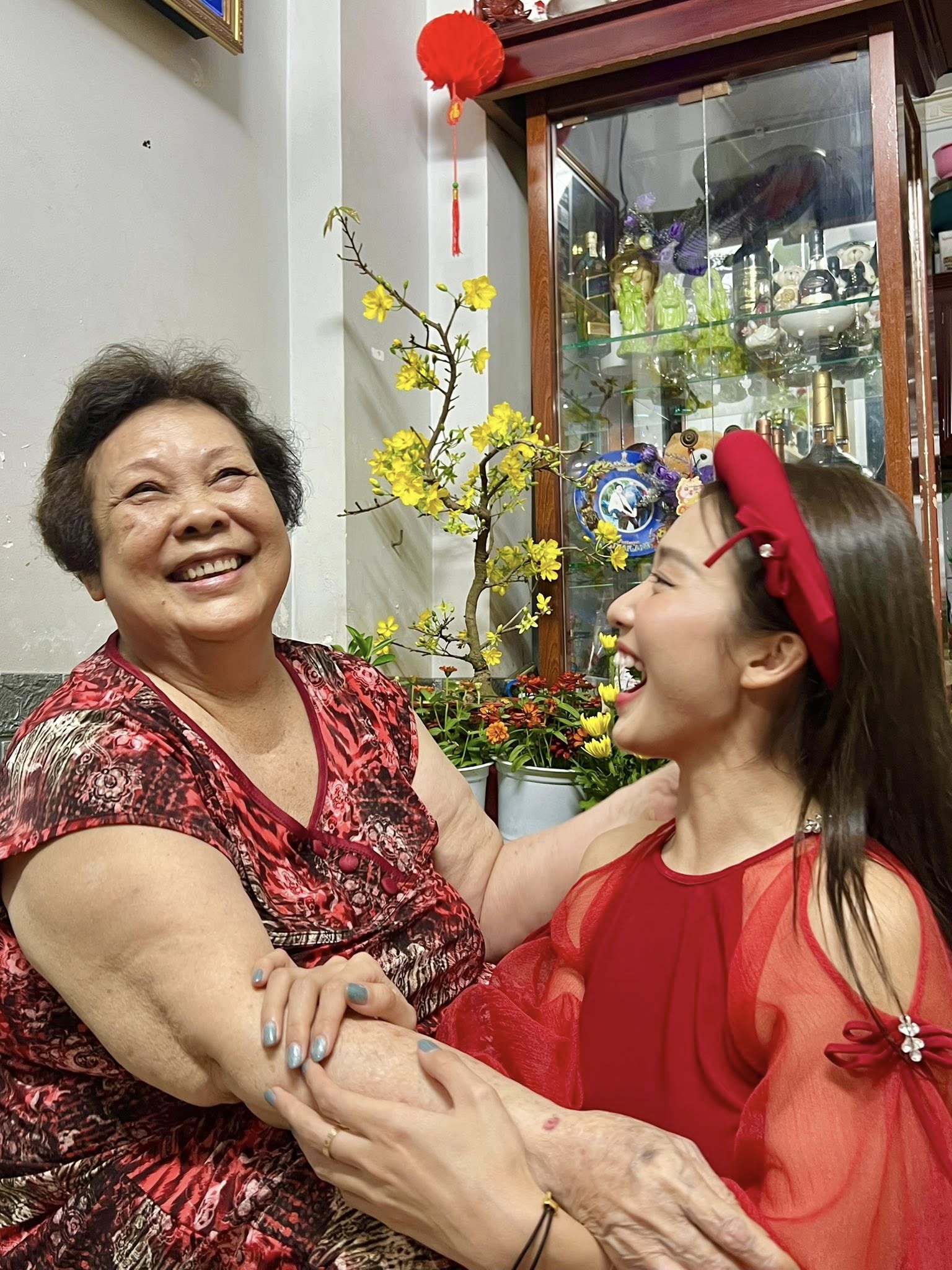 Khả Ngân đau đớn vì sự mất mát lớn nhất trong đời- Ảnh 3.