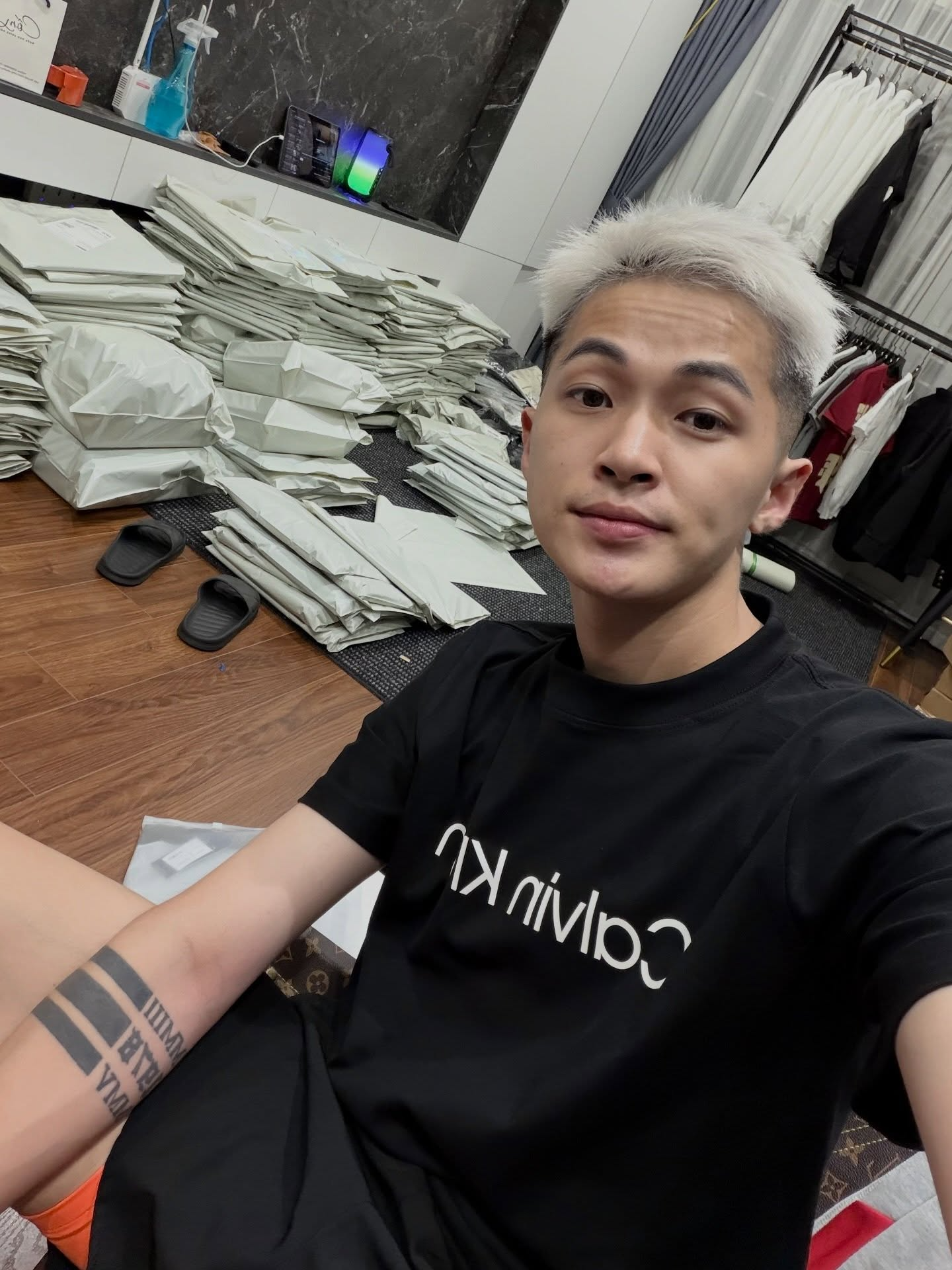 "Boy phố" An Thuyên có tương tác cực tình với Phương Ly là ai?- Ảnh 10.