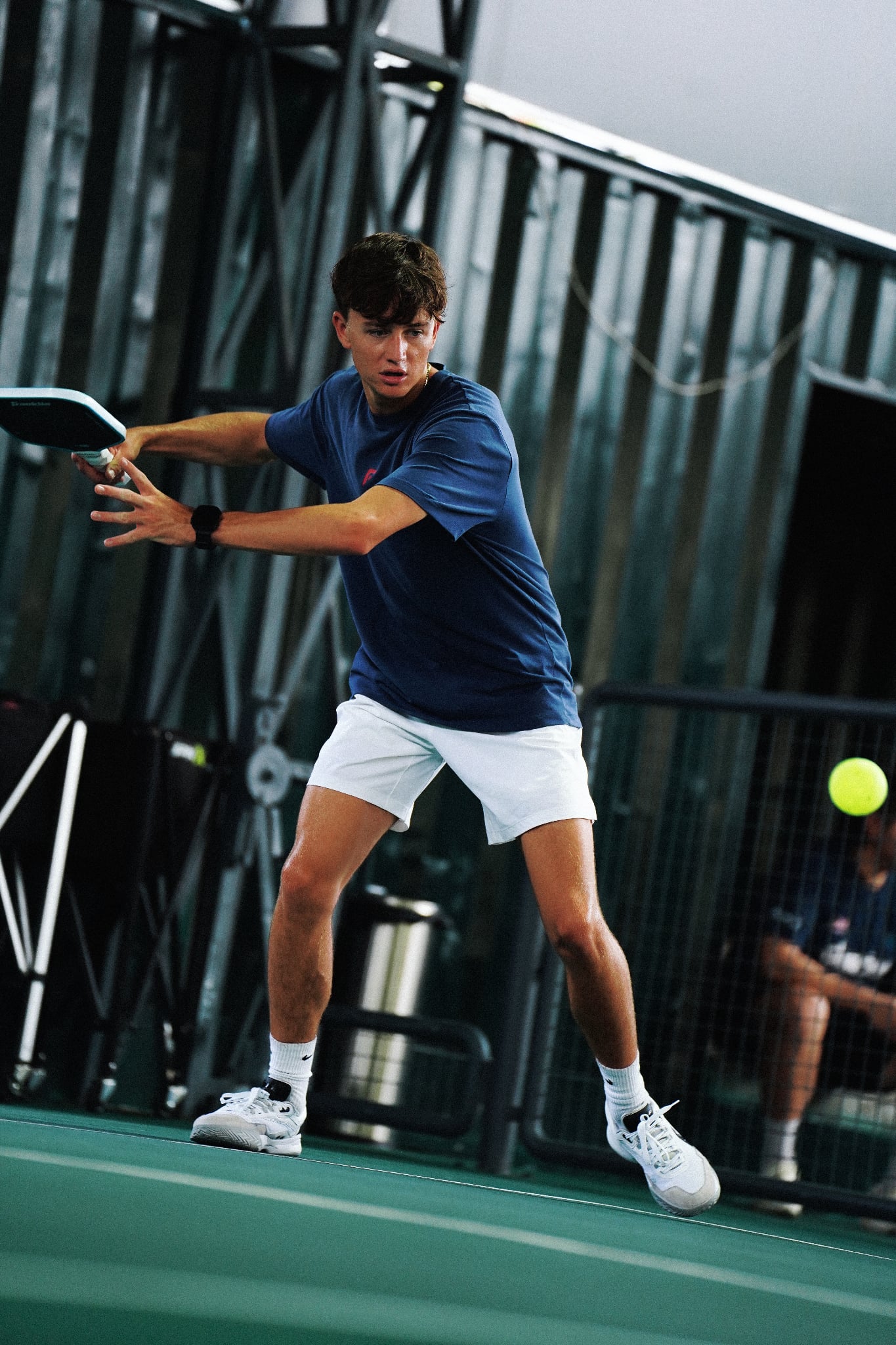 Bắt gặp ngôi sao pickleball Patriquin đi "xé vé" tại TP.HCM- Ảnh 5.