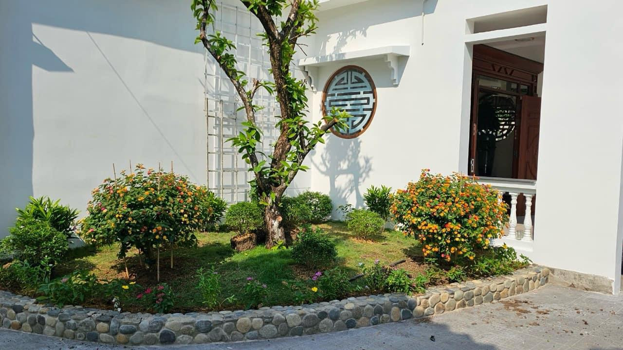 Nữ diễn viên từng nhận cát-xê 30 cây vàng, tuổi 54 sống chill trong biệt thự 3.000m² ở Bình Dương- Ảnh 4.