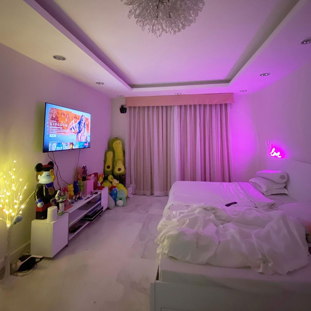 Tiểu thư Sài thành 15 tuổi yêu, 20 tuổi lấy chồng: Ở biệt thự 3 tầng sáng nhất phố, qua 4 lần sinh nở vẫn đẹp như gái đôi mươi- Ảnh 6.