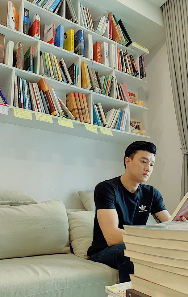 Trai nghèo miền Tây nay là ngôi sao showbiz: Sở hữu biệt thự 40 tỷ xa hoa, còn tậu cả cơ ngơi 25 tỷ tặng bố mẹ- Ảnh 29.