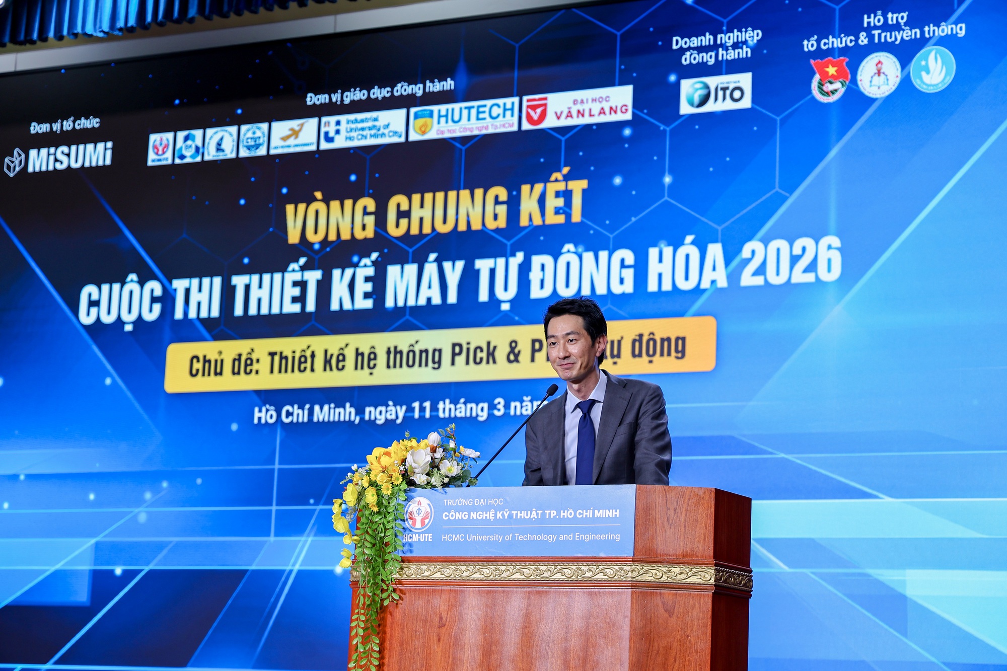 Gặp nhóm 5 chàng trai giành giải Nhất tại cuộc thi Thiết kế Máy tự động hóa 2026: 48 giờ không ngủ và 6 tuần bứt tốc- Ảnh 2.