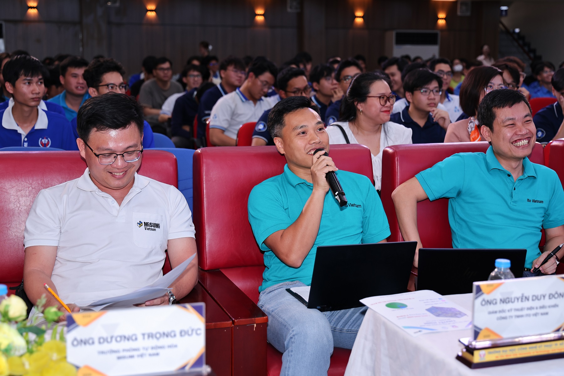 Gặp nhóm 5 chàng trai giành giải Nhất tại cuộc thi Thiết kế Máy tự động hóa 2026: 48 giờ không ngủ và 6 tuần bứt tốc- Ảnh 3.