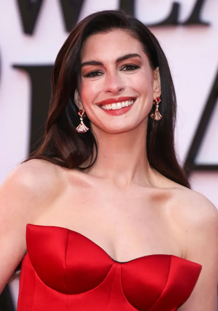 Vì sao Anne Hathaway xứng danh "Người phụ nữ đẹp nhất thế giới"?- Ảnh 5.