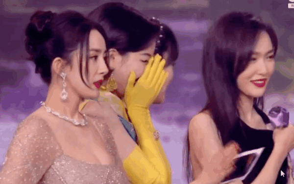 Lau mắt 7749 lần cũng không tin đây là thiếu nữ 15 tuổi: Mặt này phải U50, nhìn mà giật cả mình- Ảnh 6.