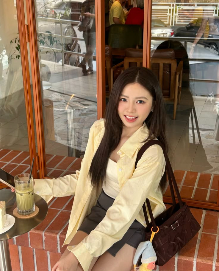 Màu váy áo "nịnh da" nhất mùa hè: Vừa ngọt ngào vừa sành điệu, bảo sao chị em toàn cầu cứ sắm điên cuồng- Ảnh 4.