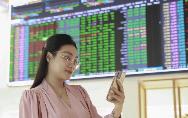 Chứng khoán Việt Nam được FTSE Russell nâng hạng: Mở “cánh cửa lớn” đón dòng vốn tỷ USD