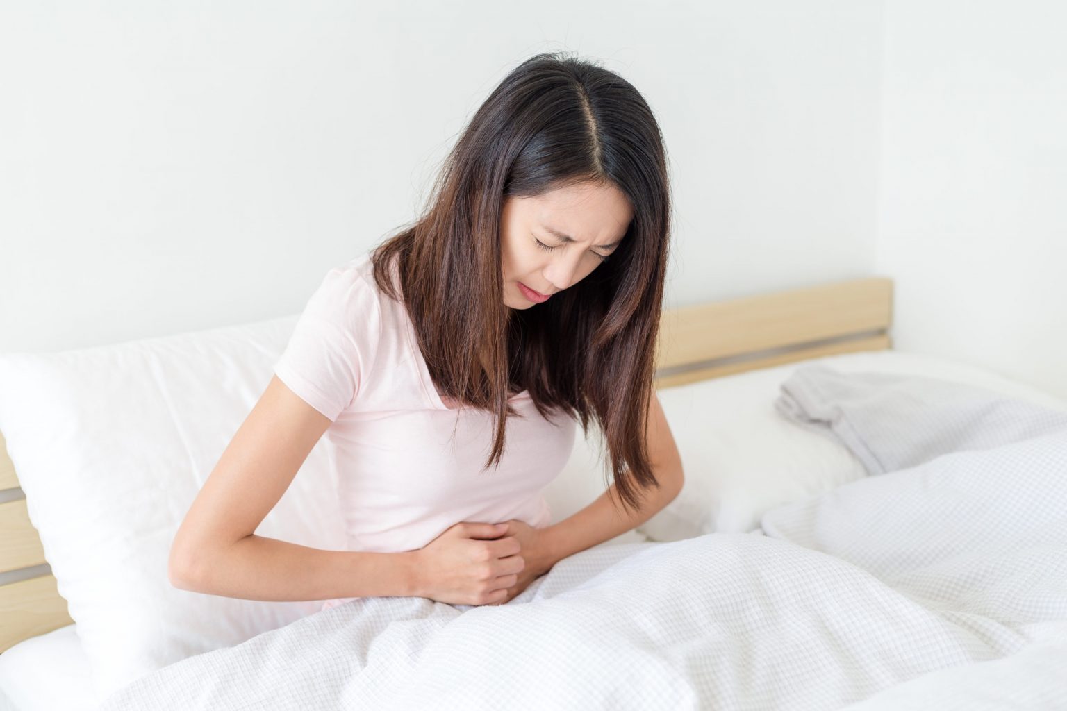 Đau bụng kinh, khi nào là dấu hiệu lạc nội mạc tử cung?- Ảnh 1.