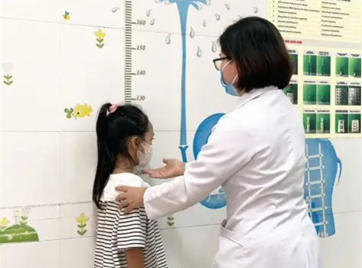 Trẻ dậy thì muộn có ảnh hưởng gì?- Ảnh 3.