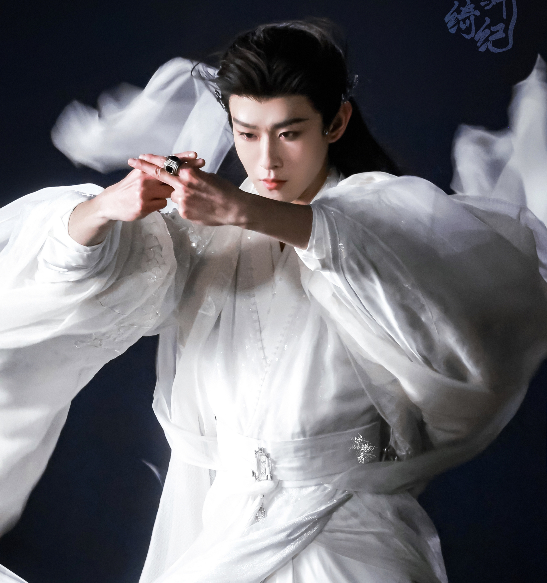 Lộ diện Tiểu Long Nữ bản nam đẹp chả kém Lưu Diệc Phi: Thanh lãnh như sương, phiêu dật như tiên, trăm năm khó tìm- Ảnh 1.