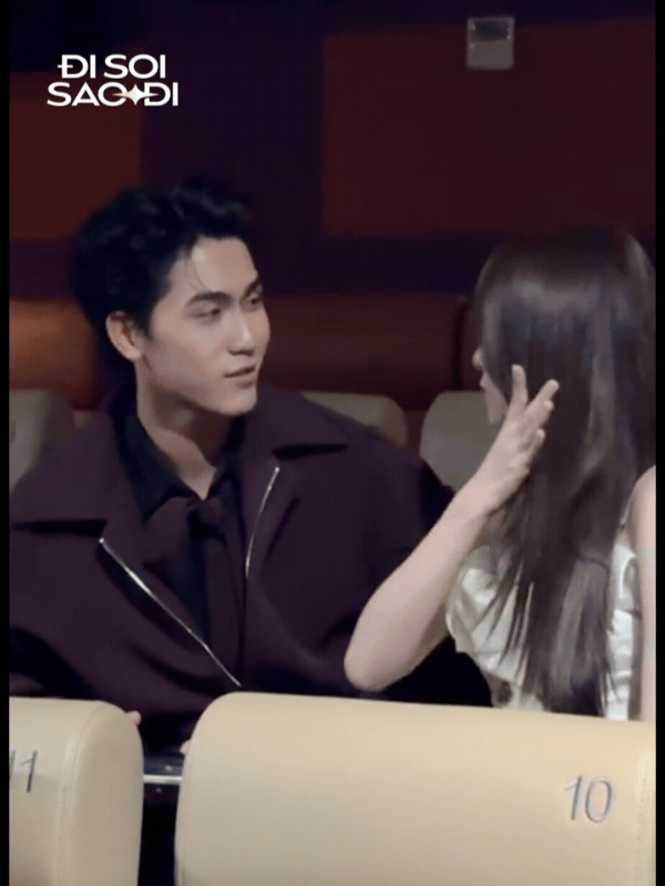 Thảm đỏ HOT nhất hôm nay: Tam Triều Dâng - Võ Điền Gia Huy dính như sam, Jun Vũ - Thuý Ngân đẹp loá cả mắt- Ảnh 5.