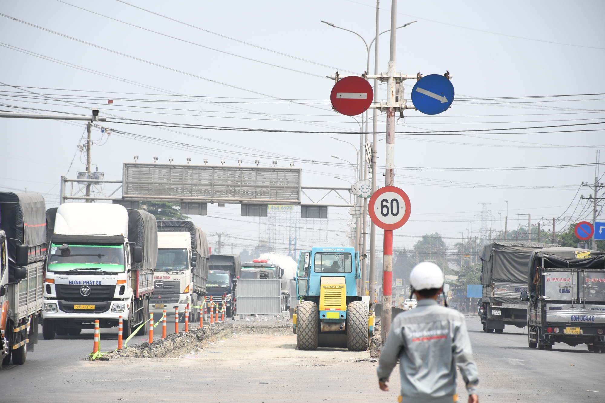 CLIP: Sửa chữa Quốc lộ 51 xuống cấp nghiêm trọng qua Đồng Nai - Ảnh 23.