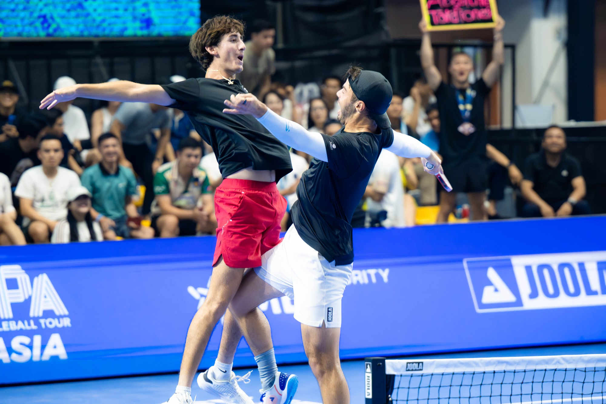 Tổng kết PPA Hanoi: Lý Hoàng Nam vô địch, Anna Thu Thuỷ và Ben Johns khẳng định phong độ số 1 thế giới- Ảnh 19. Tổng kết PPA Hanoi: Lý Hoàng Nam vô địch, Anna Thu Thuỷ và Ben Johns khẳng định phong độ số 1 thế giới- Ảnh 19.