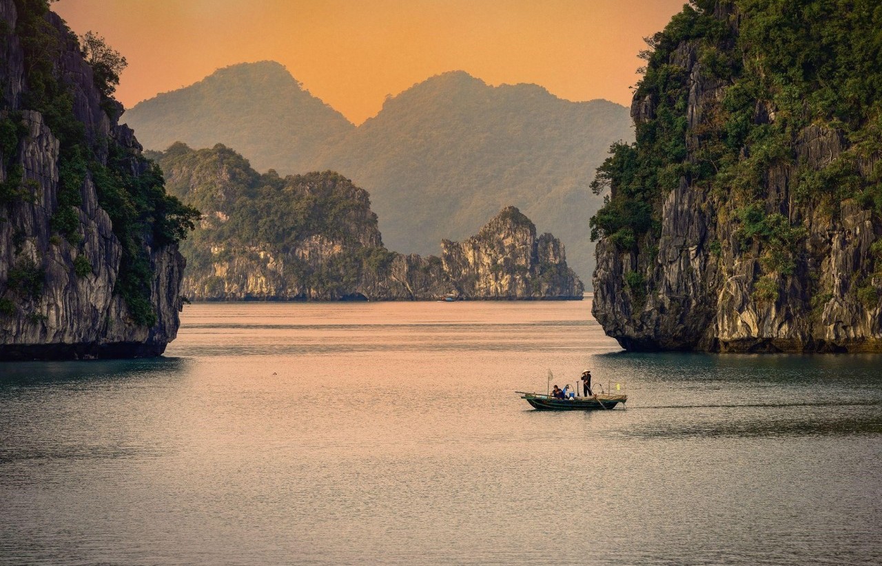 Du lịch Quảng Ninh dịp thu đông thích hơn mùa hè, vì sao lại thế?