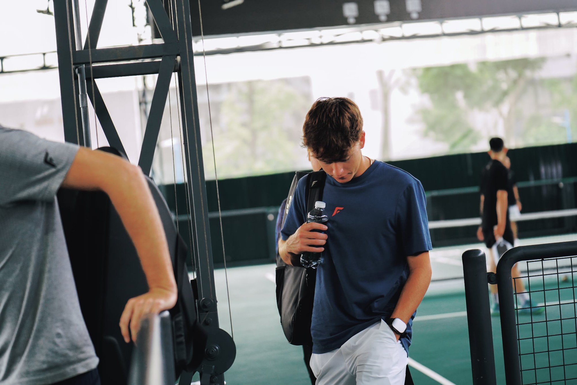 Bắt gặp ngôi sao pickleball Patriquin đi "xé vé" tại TP.HCM- Ảnh 1.