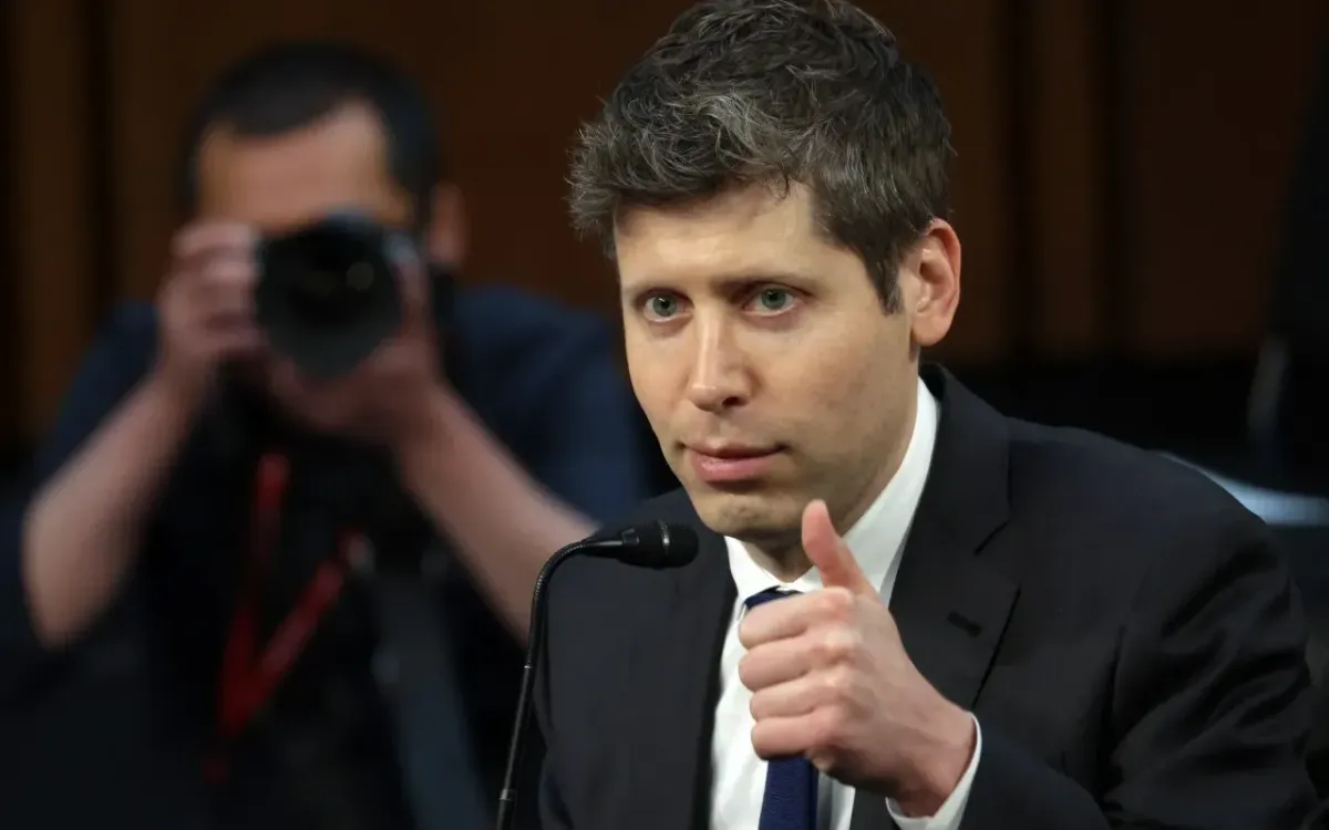 OpenAI xóa rủi ro pháp lý cho Microsoft trong thương vụ Amazon 50 tỷ USD - Ảnh 1.