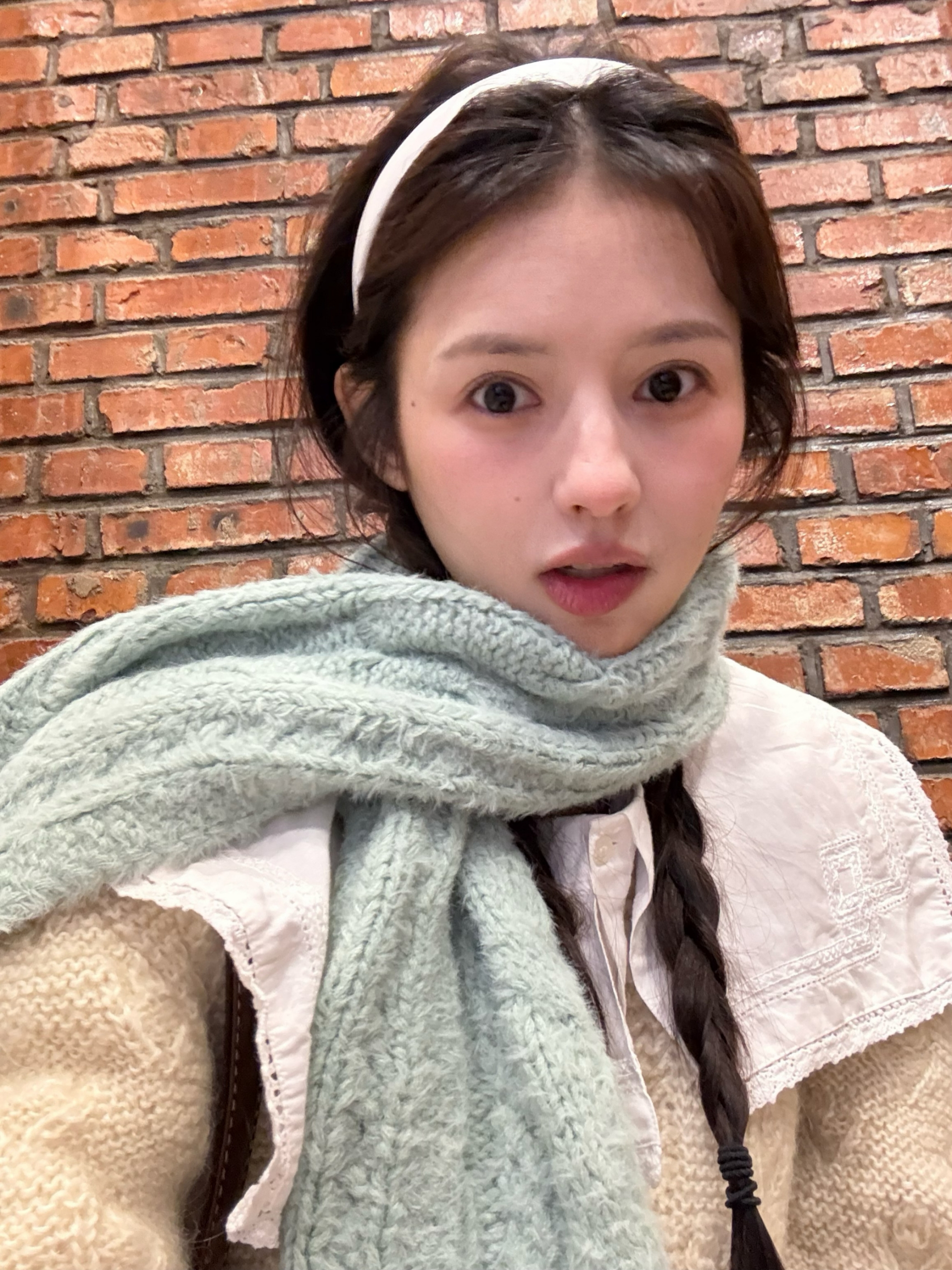 Lật tẩy ngọc nữ màn ảnh khai gian tuổi, kích động fan cũ tấn công fan mới: Hình tượng thanh thuần nay còn đâu- Ảnh 3.