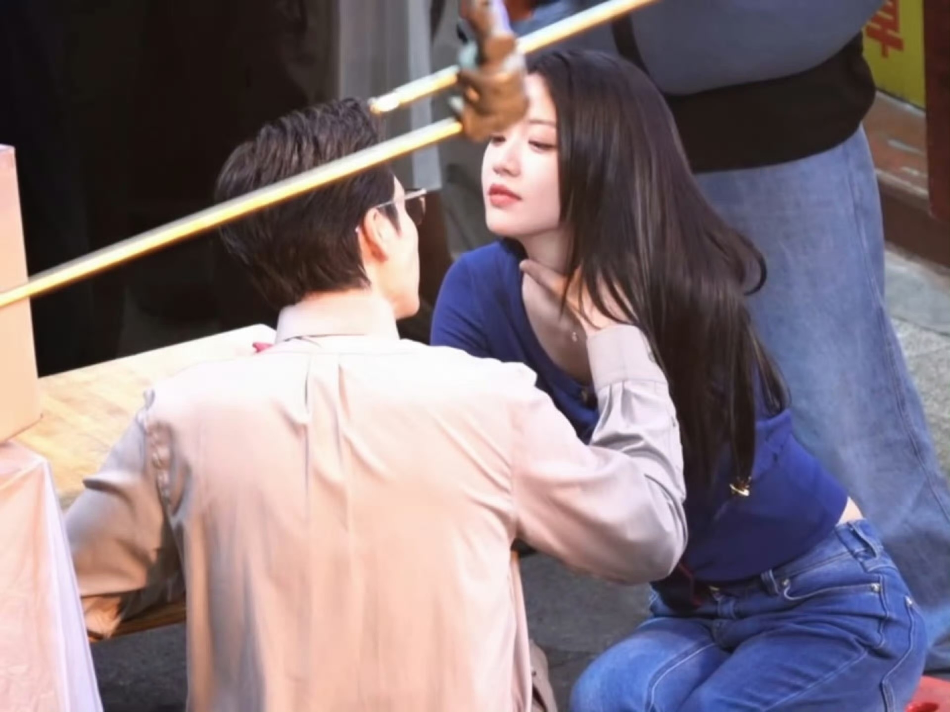 Đã tìm ra bad girl đẹp nhất Trung Quốc: Phì phèo thuốc lá từ phim đến đời, ghét đến mấy cũng không dám chê visual- Ảnh 5.
