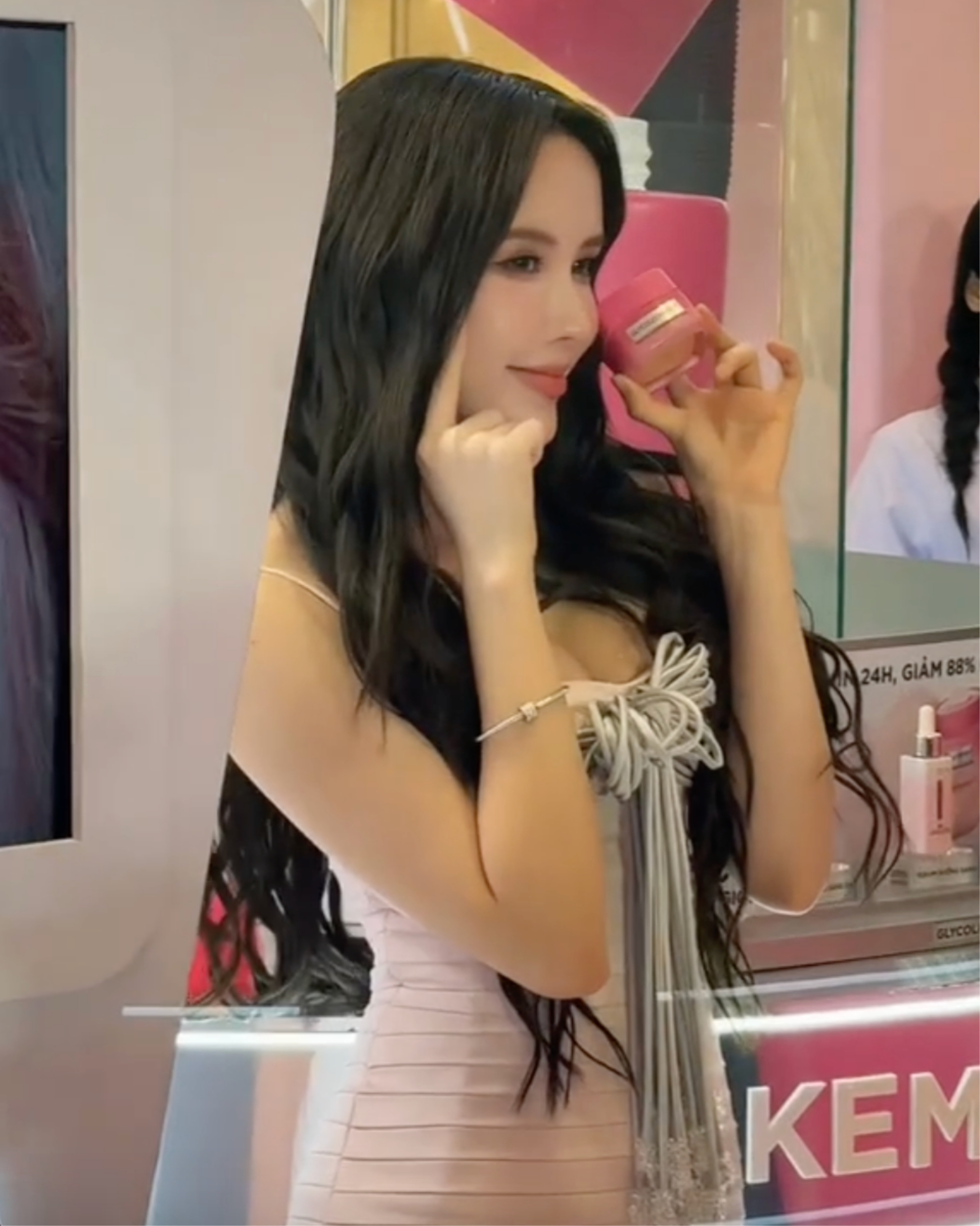 Đến lượt Thiều Bảo Trâm vướng ồn ào giống Huyền 2K4- Ảnh 2.