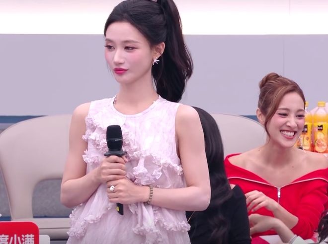 Cầu trời đừng để Trang Pháp chung team với Chị Đẹp này: Xấu tính nhất show không ai ưa, giở trò chơi bẩn với cả đồng đội- Ảnh 4.
