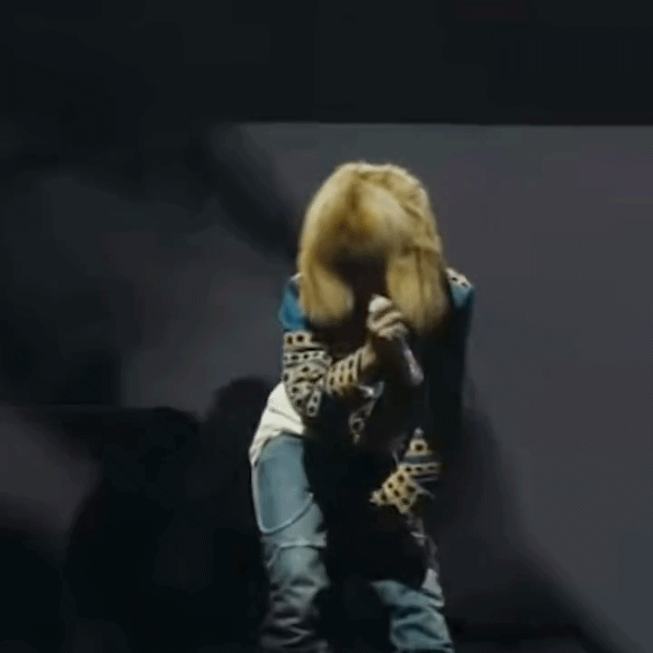 GD và TAEYANG: "Tôi nhảy hộ bạn còn bạn gánh quần áo giúp tôi nhé"- Ảnh 5.