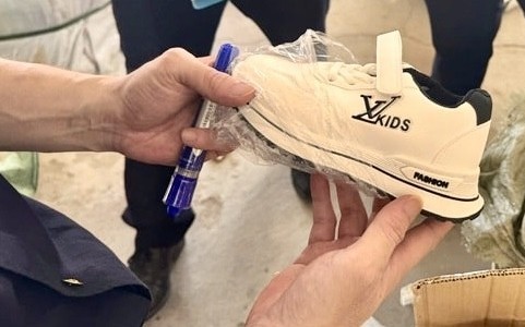 Hải quan phát hiện hơn 17.000 sản phẩm giả mạo xuất xứ, nhãn hiệu