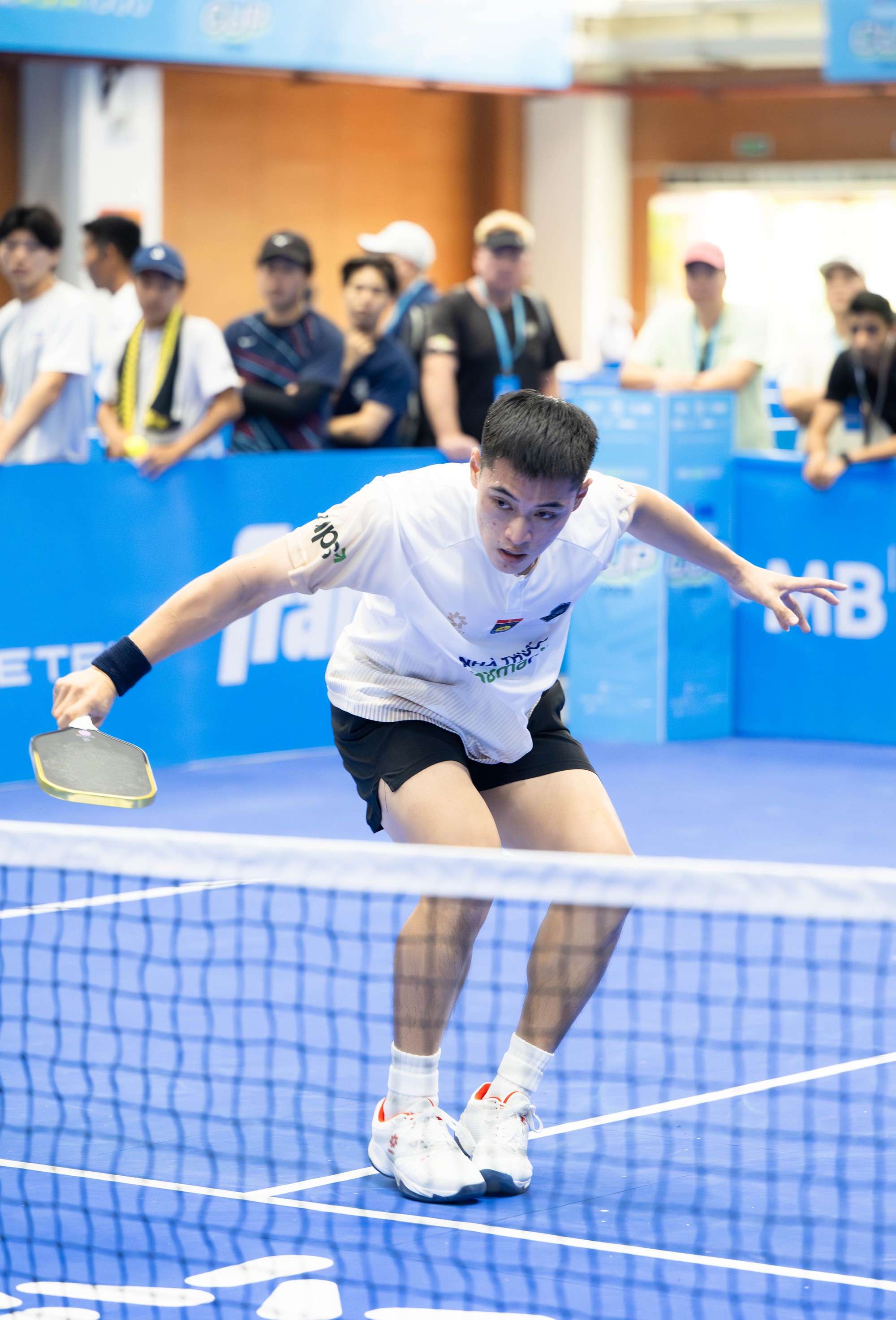 Ngày đầu PPA Asia 1000 - MB Hanoi Cup: Khán đài vắng vẻ nhưng dưới sân 