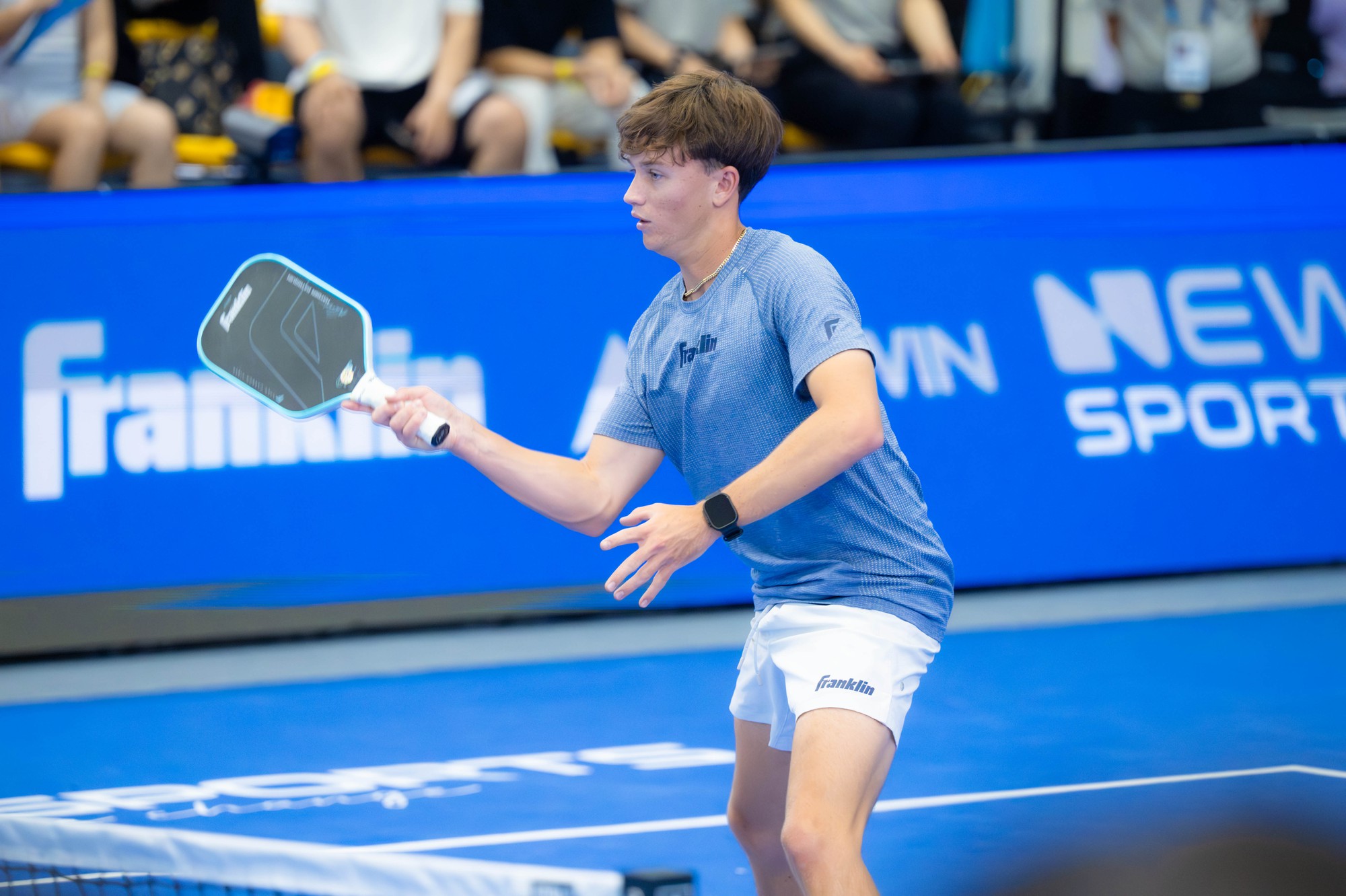 Dở khóc dở cười: Hayden Patriquin mất vợt vì mải mê ăn mừng chiến thắng kịch tính ở PPA Asia 1000- Ảnh 6.